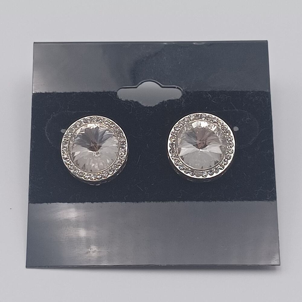 NWT Clear Crystal Round Halo Stud Earrings Silver